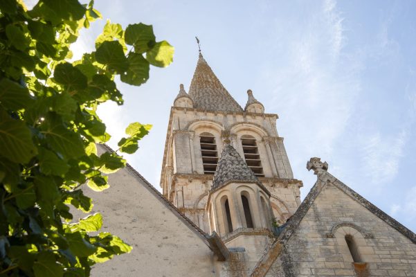 Eglise de Charly Saint-Symphonien © Pays Loire Val d'Aubois opération cofinancée avec le soutien de l’UE