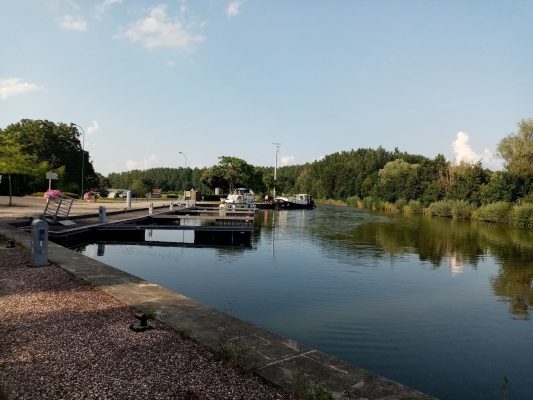 Halte Nautique de Beffes © Emilie COQUELUT - Loire en Berry