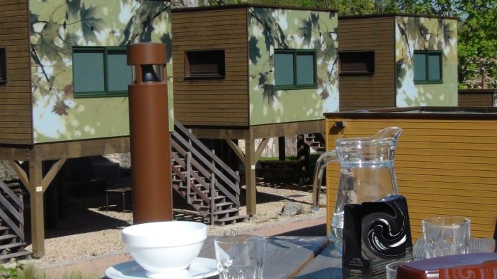 dejeuner terrasse © Mairie de Beffes