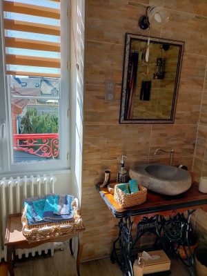 salle de douche suite familiale Côté Farwest © oui