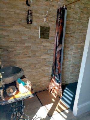 salle douche suite familiale Côté Farwest © oui